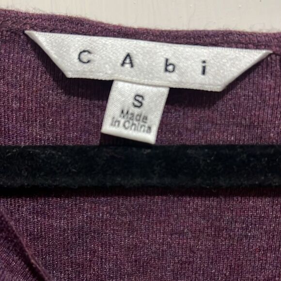 Cabi Top Size Small Stretch Knit Cowl Neck Womens Tunic in Wine Fall 2024 - Picture 5 of 7